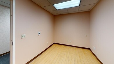 23861 McBean Pky, Valencia, CA for lease Building Photo- Image 2 of 9