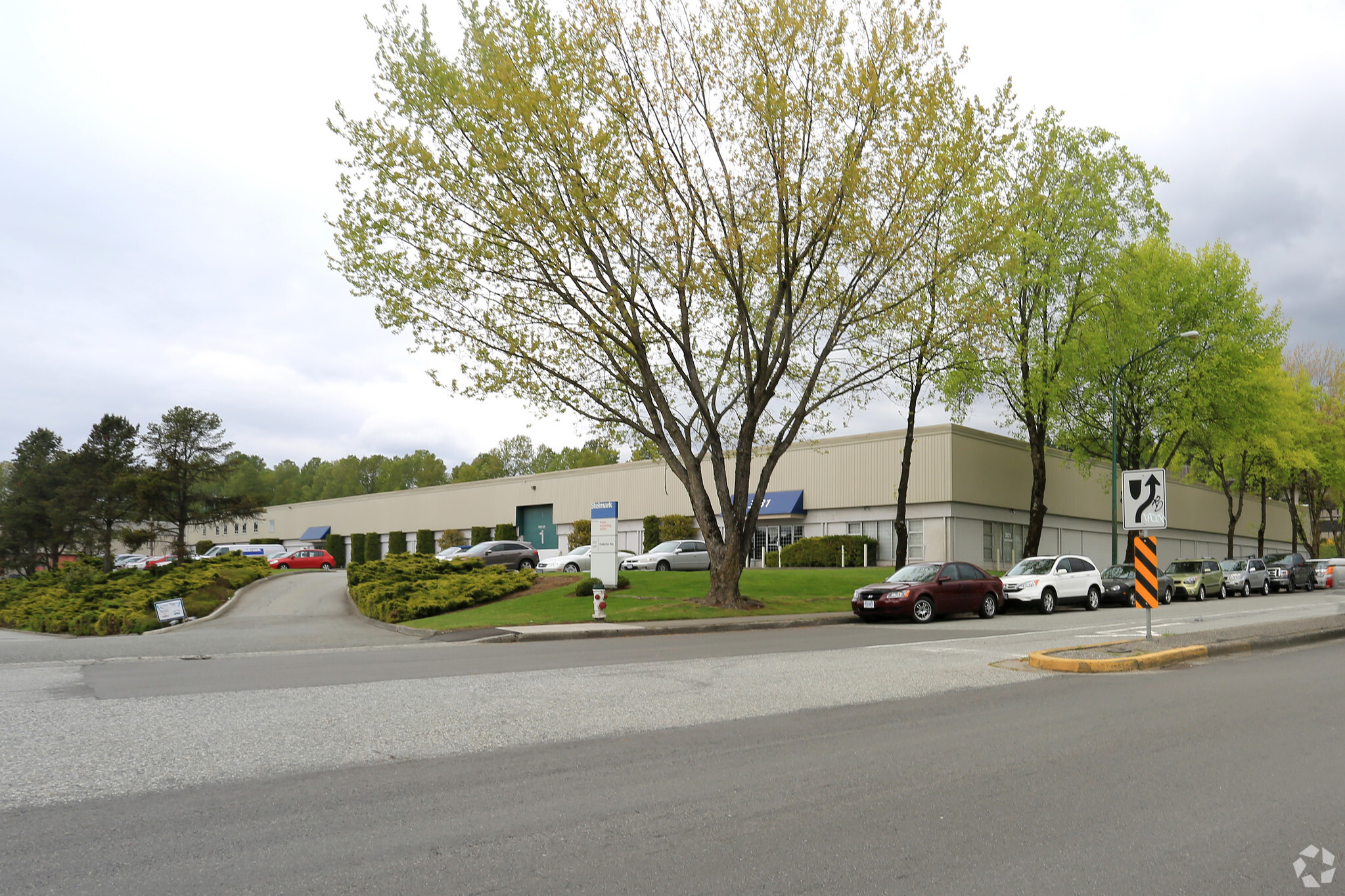 3121-3149 Production Way, Burnaby, BC for lease Primary Photo- Image 1 of 3