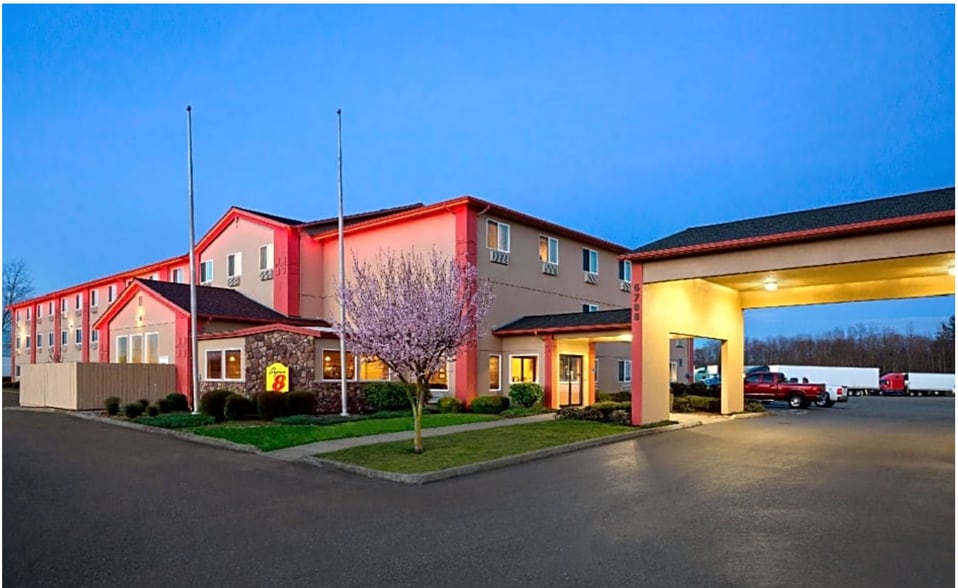 5788 Barrett Rd, Ferndale, WA for sale - Building Photo - Image 1 of 1