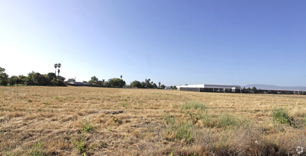 Apollo Way Lot 14 Of Tract 169, Hollister, CA for sale - Primary Photo - Image 1 of 1