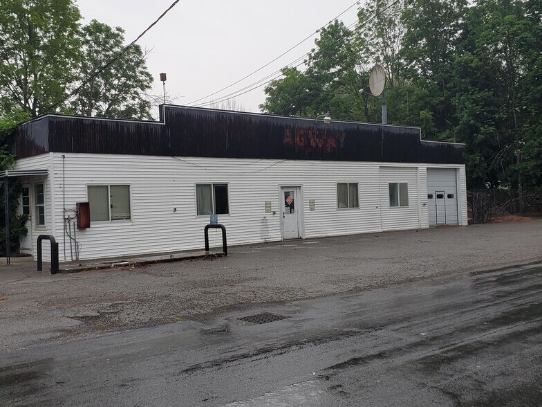 51 On the Green Grn, Verbank, NY for sale - Primary Photo - Image 1 of 1