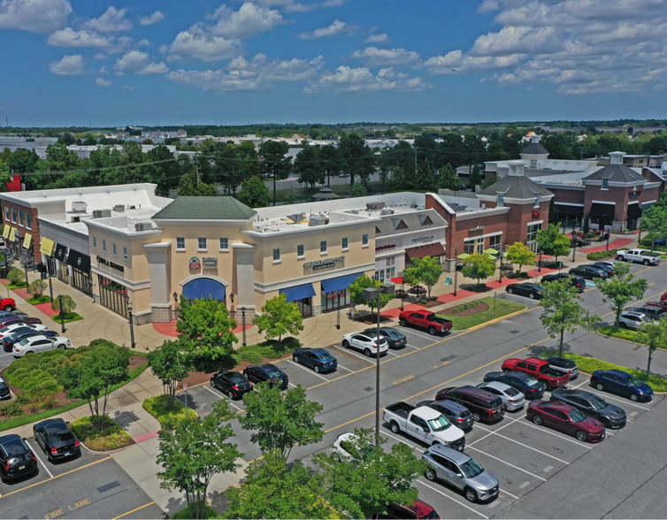 717-741 Eden Way, Chesapeake, VA for lease - Building Photo - Image 3 of 5