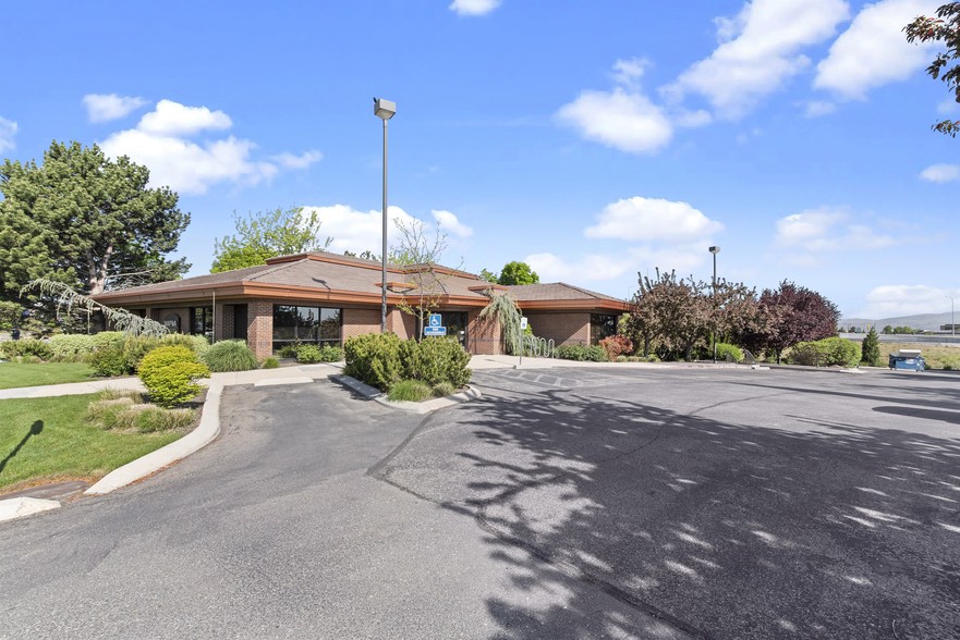 2700 Airport Way, Boise, ID 83705 | LoopNet