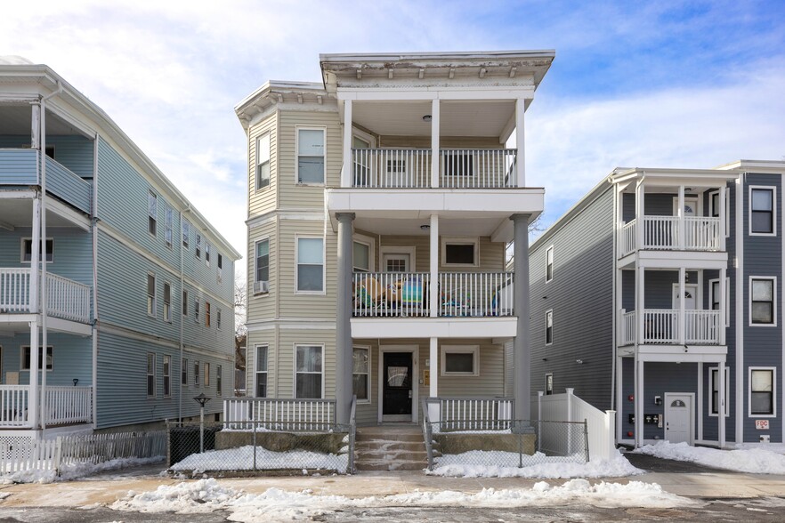 Dorchester Portfolio portfolio of 7 properties for sale on LoopNet.com - Building Photo - Image 2 of 8