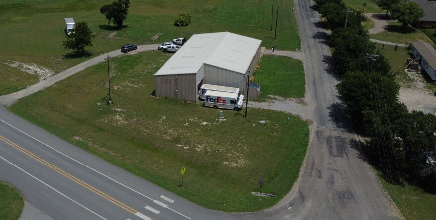 7871 State Highway 11, Tom Bean, TX for lease Building Photo- Image 1 of 3