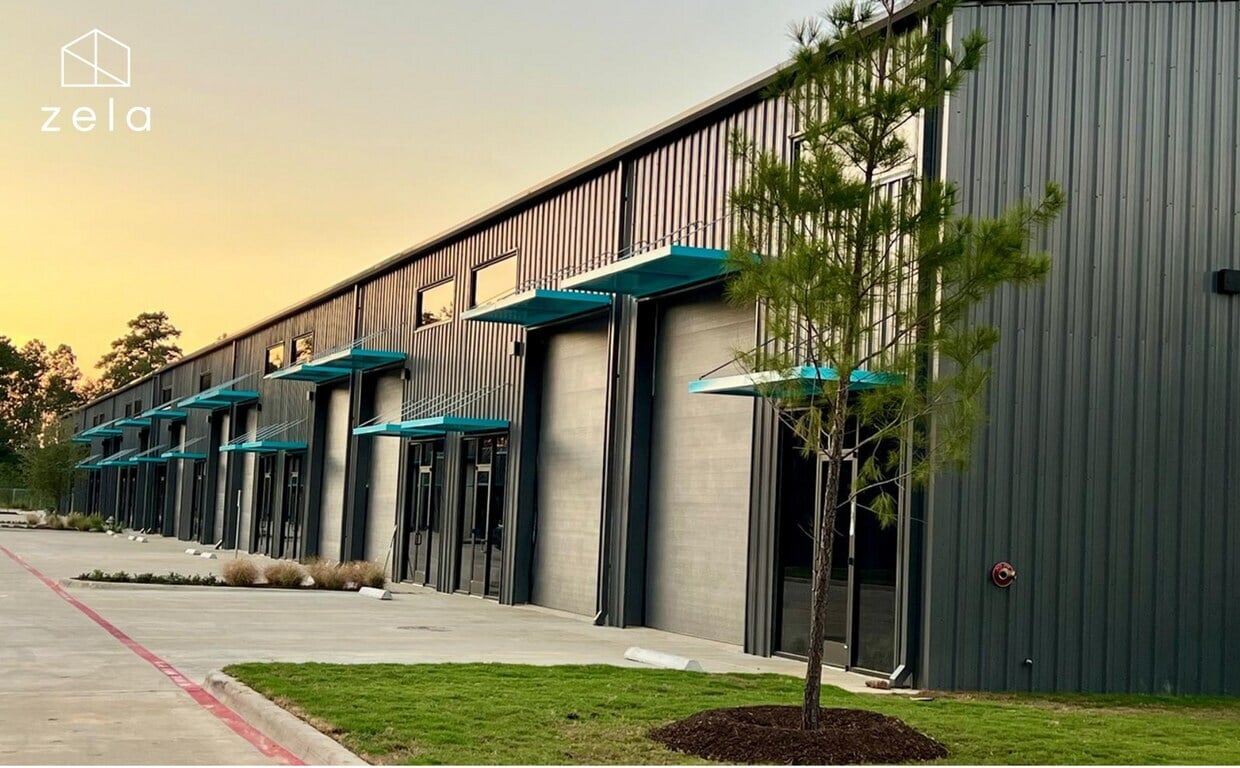 2007 Airport Rd, Conroe, TX for lease Building Photo- Image 1 of 10