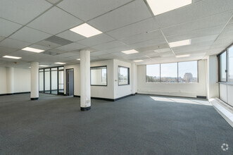 5901 Christie Ave, Emeryville, CA for lease Interior Photo- Image 2 of 4