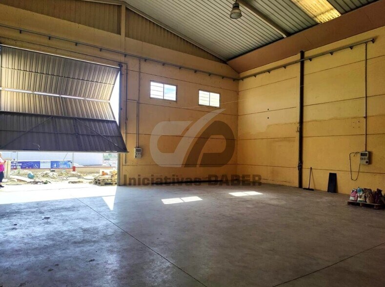 Industrial in Yuncos, Toledo for sale - Building Photo - Image 2 of 7