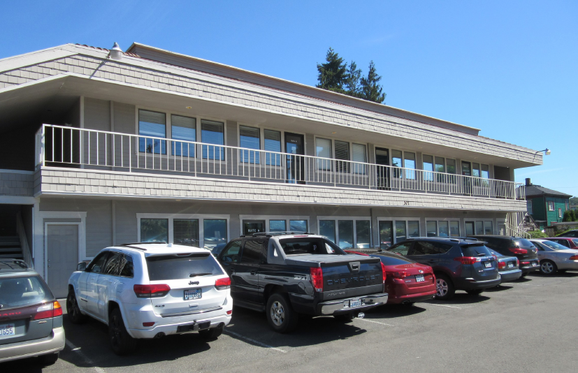 301 2nd Ave NE, Puyallup, WA for lease - Building Photo - Image 2 of 8