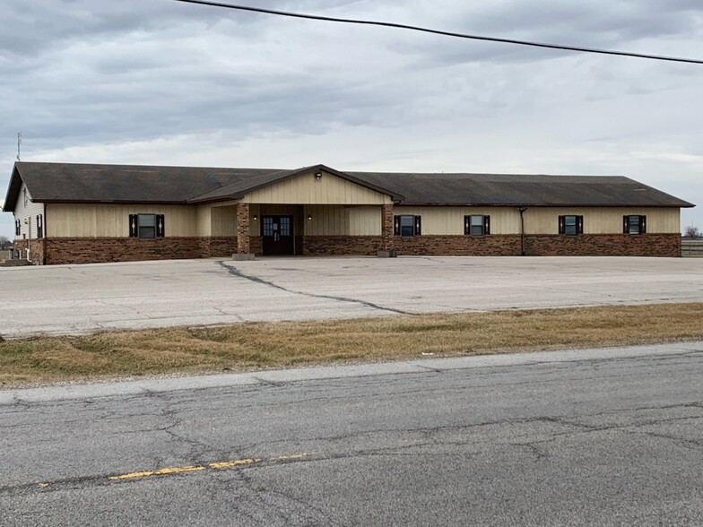 6362 W US Hwy 24, Remington, IN for sale - Primary Photo - Image 1 of 1