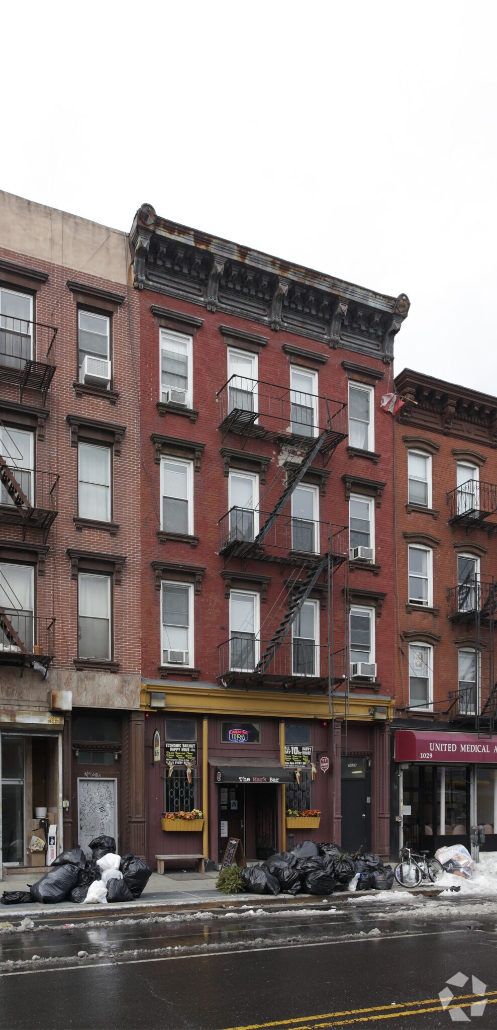 1025 Manhattan Ave, Brooklyn, NY for sale Primary Photo- Image 1 of 1