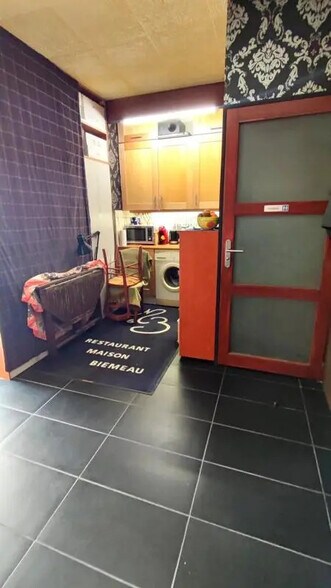 Retail in Nice for sale - Building Photo - Image 3 of 7