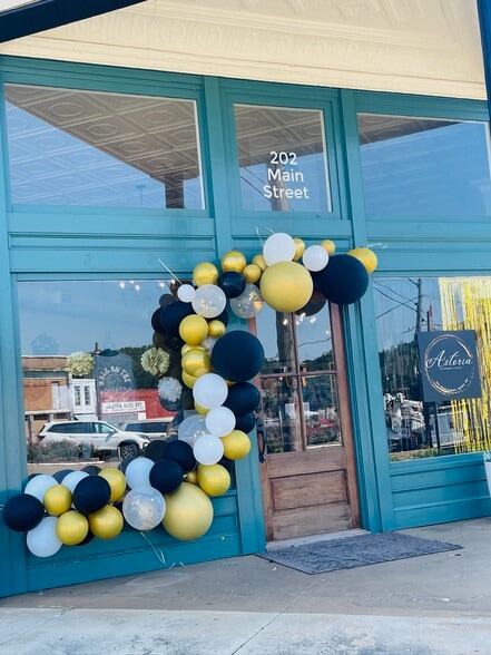 202 Main St, Union, MS for sale - Building Photo - Image 2 of 10