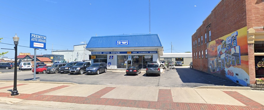 116 W Perry St, Port Clinton, OH for sale - Building Photo - Image 1 of 1