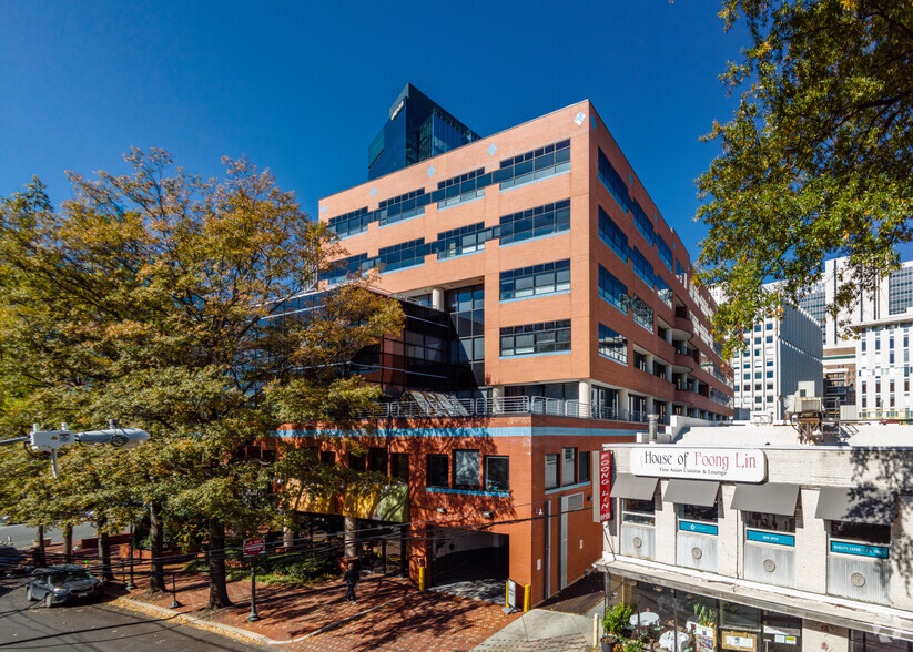 7201 Wisconsin Ave, Bethesda, MD for lease - Building Photo - Image 3 of 11