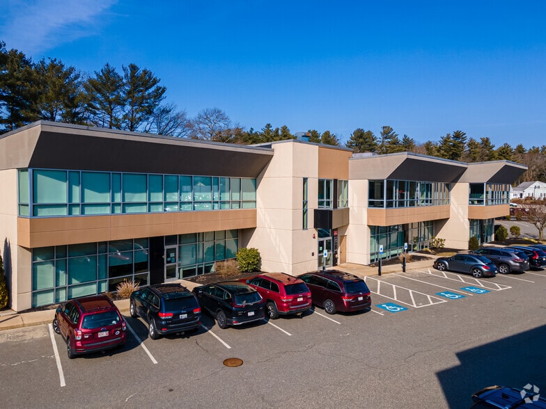 1324 Belmont St, Brockton, MA for lease - Building Photo - Image 2 of 6