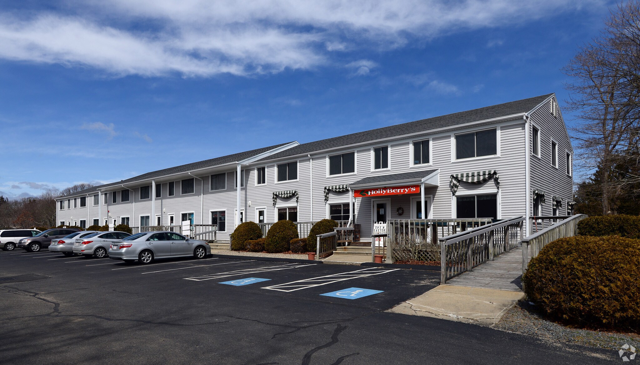 254 Shore Rd, Buzzards Bay, MA for sale Primary Photo- Image 1 of 1