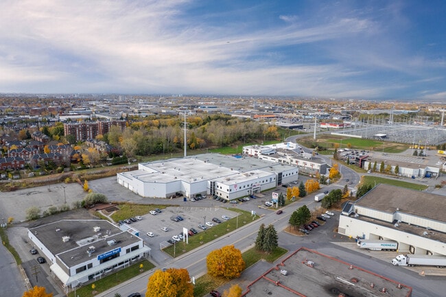 More details for 10400 Renaude-Lapointe, Montréal, QC - Industrial for Sale
