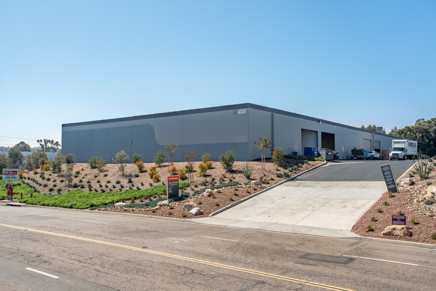 6241 Yarrow Dr, Carlsbad, CA for lease - Building Photo - Image 2 of 3