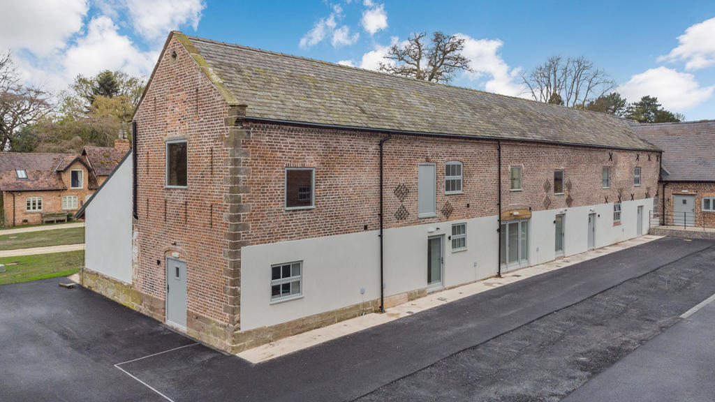 Brasseys Contract Rd, Malpas for lease Primary Photo- Image 1 of 4