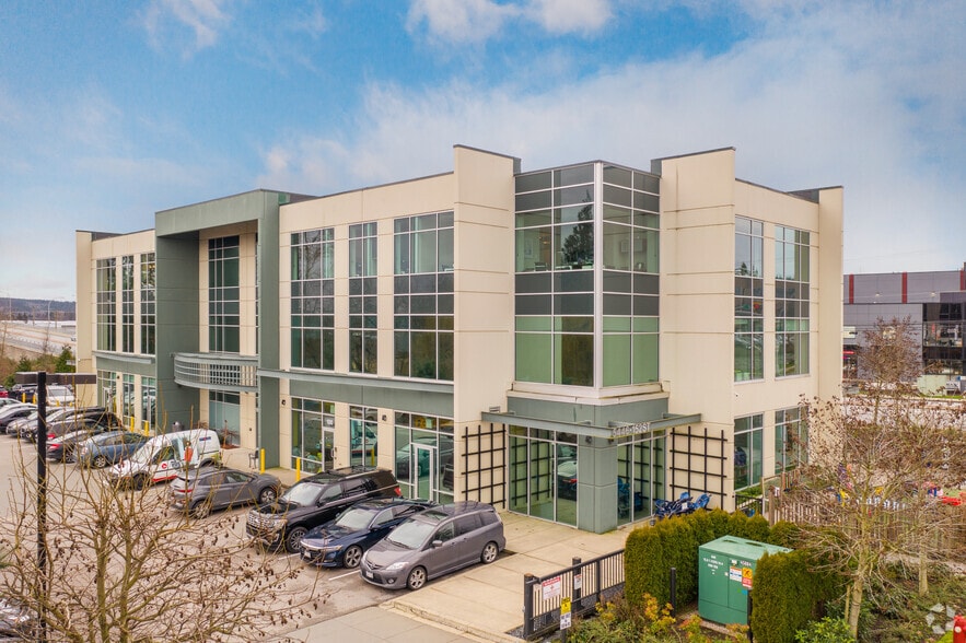 5446 152nd St, Surrey, BC for lease - Building Photo - Image 1 of 7