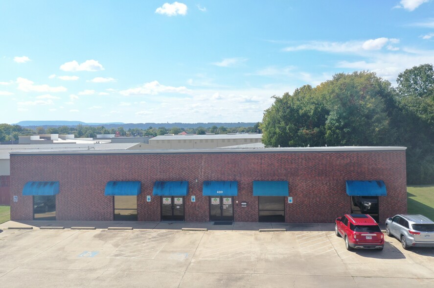 409 N Elmira Ave, Russellville, AR for sale - Building Photo - Image 2 of 25