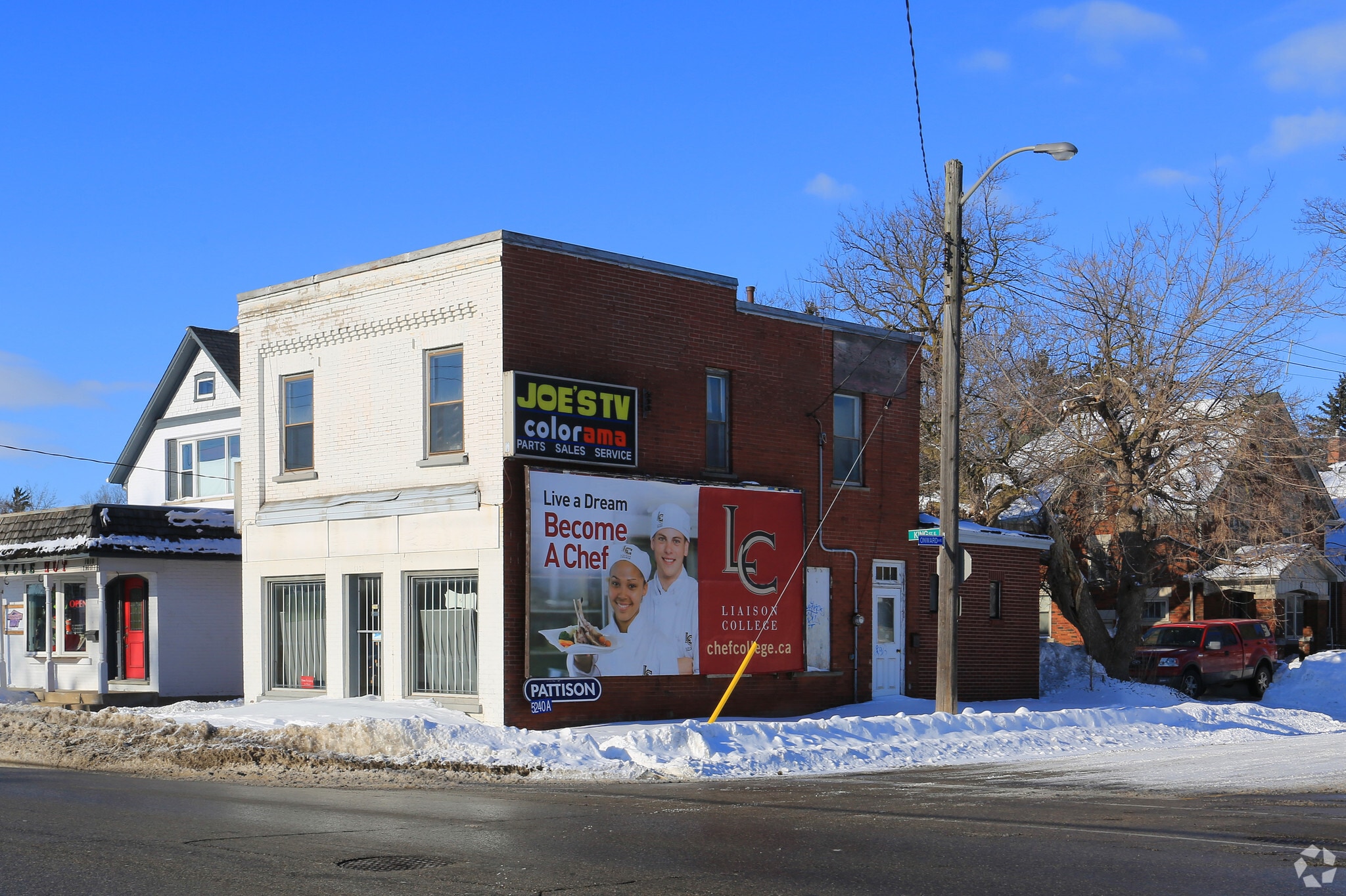1020 King St E, Kitchener, ON for sale Primary Photo- Image 1 of 1
