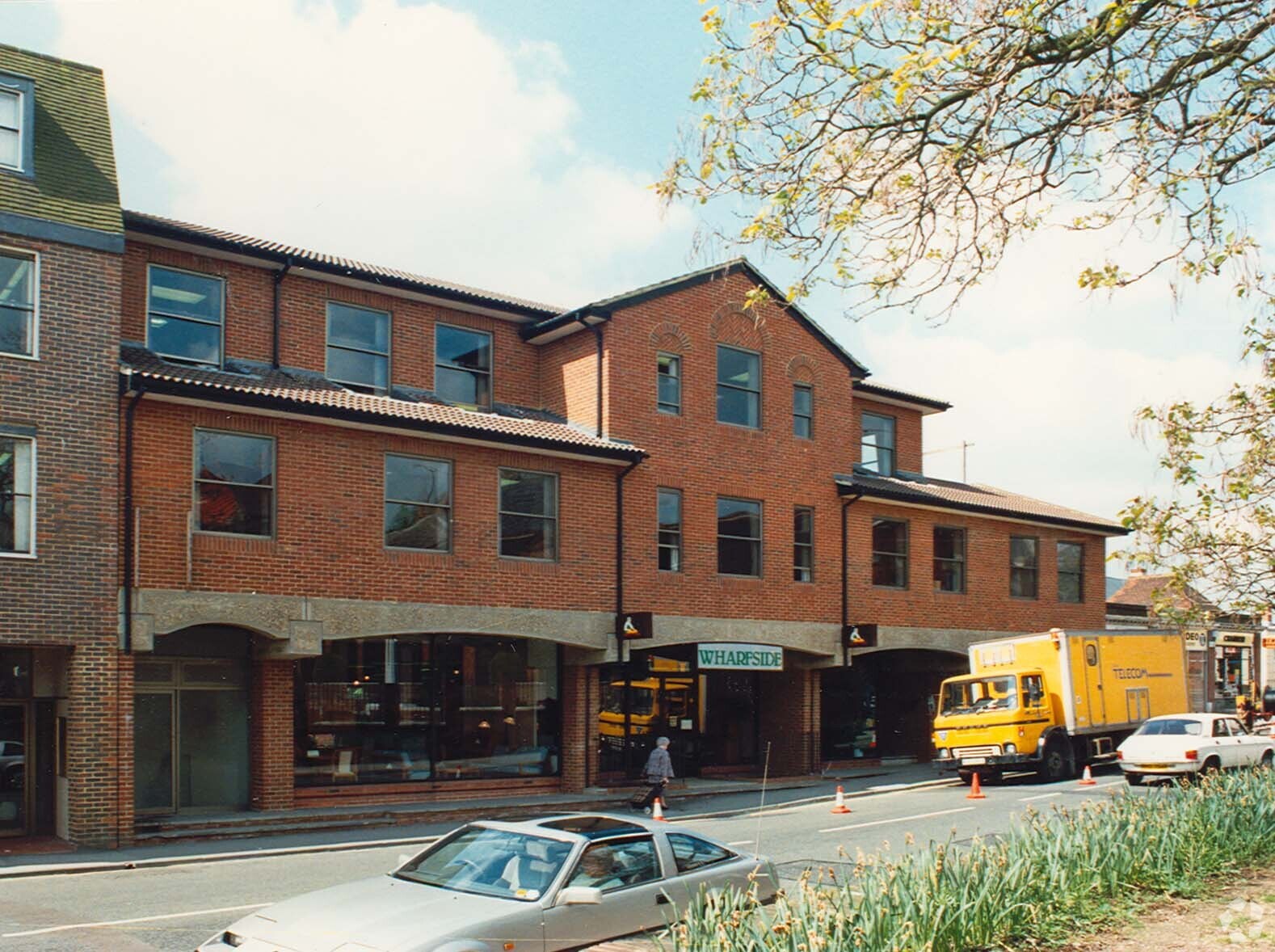 11-15 North St, Leatherhead for sale Primary Photo- Image 1 of 1