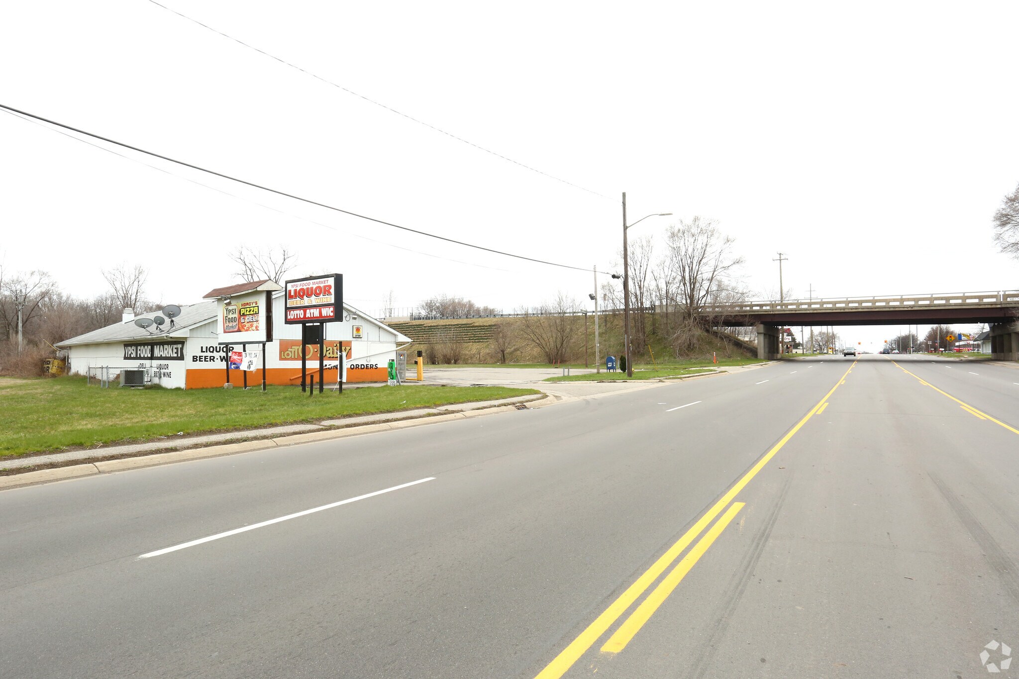 1530 E Michigan Ave, Ypsilanti, MI 48198 FREE STANDING BULDING