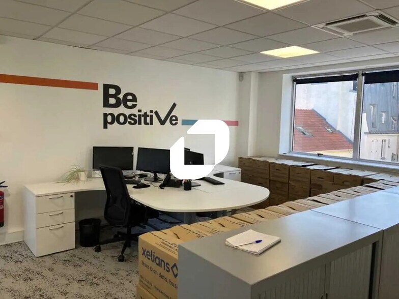 Office in Vincennes for lease - Interior Photo - Image 3 of 12