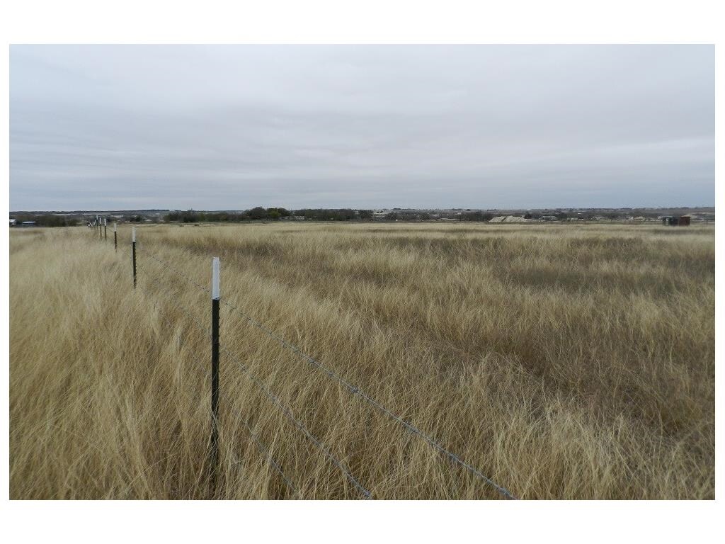 1400 CR 313, Jarrell, TX for sale Primary Photo- Image 1 of 1