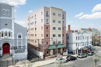 More details for 165 Barclay St, Paterson, NJ - Multifamily for Sale