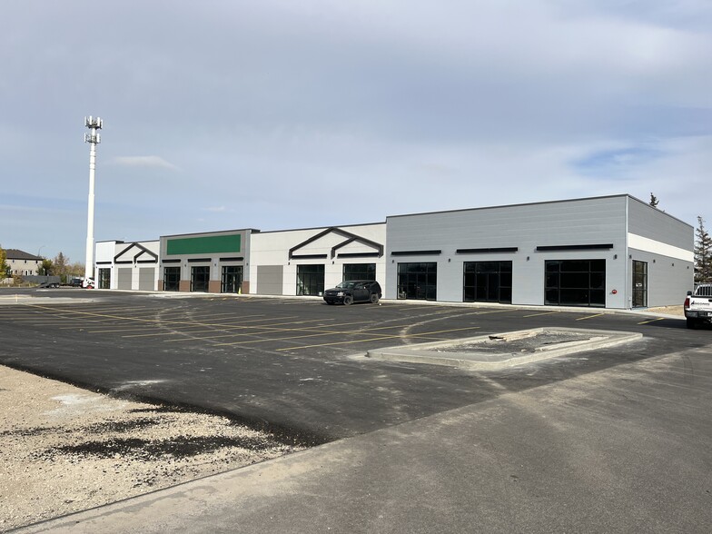 4400 4th Ave, Regina, SK for lease - Building Photo - Image 3 of 8