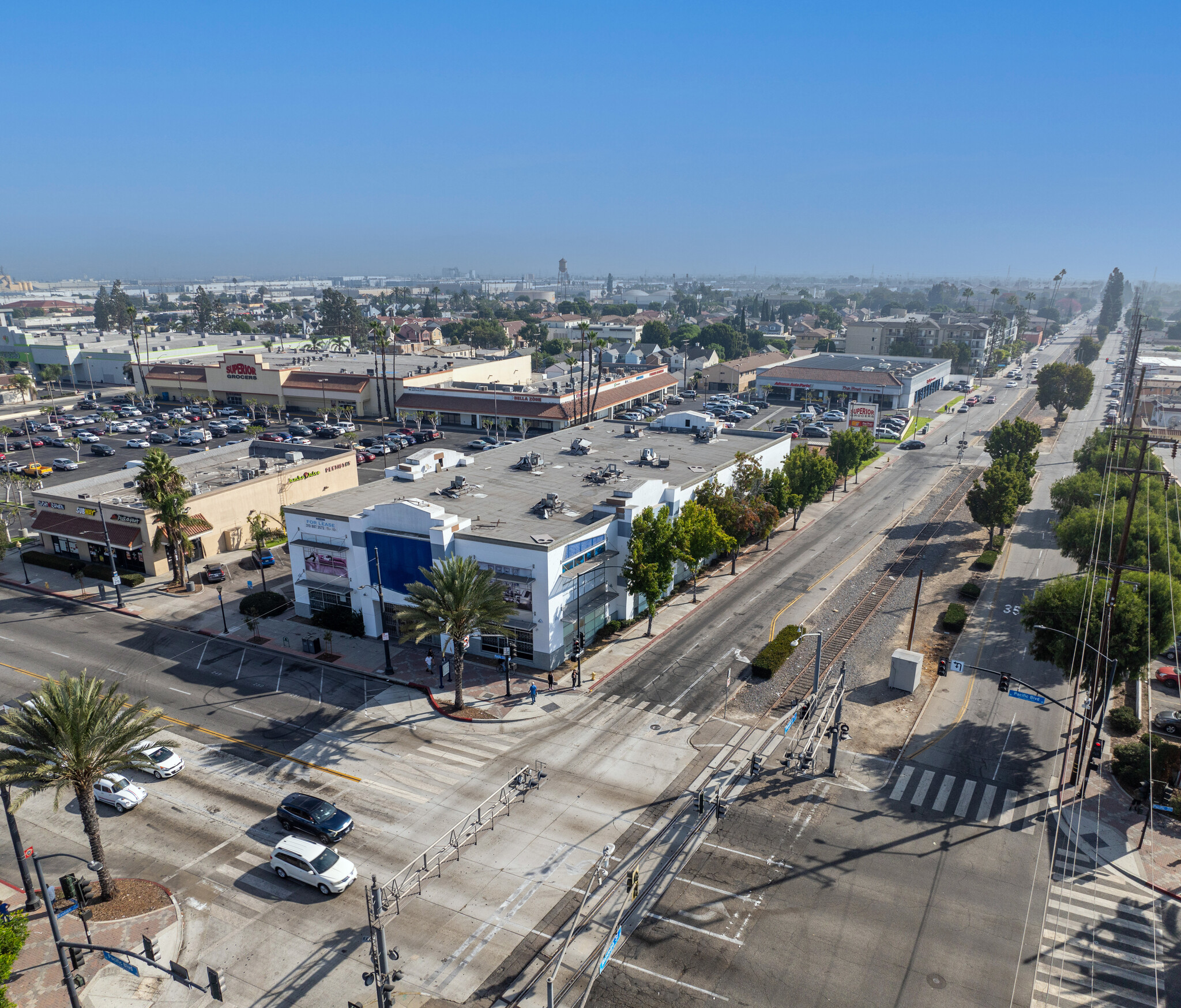 6054 Pacific Blvd, Huntington Park, CA for lease Building Photo- Image 1 of 11