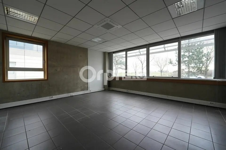 Location Bureaux 237 m² à 473 m² - Photo 1