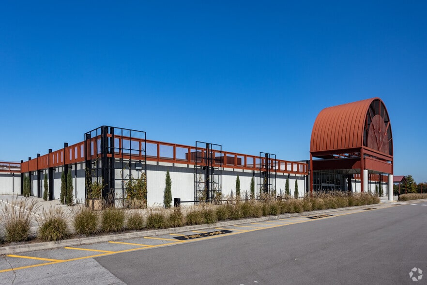 11221 Outlet Dr, Knoxville, TN 37932