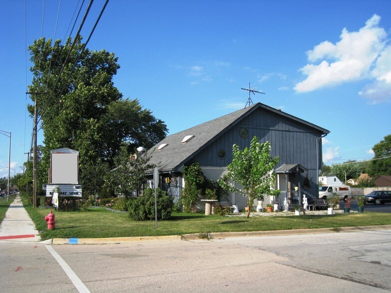 6955 S Roberts Rd, Bridgeview, IL for sale - Building Photo - Image 1 of 1