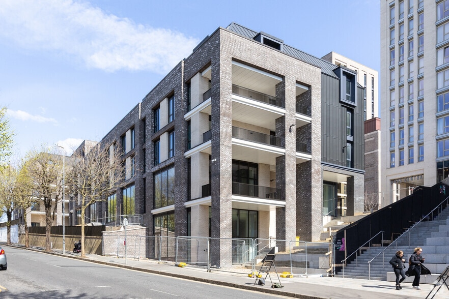 Block A & B, Hove Central, Sackville Road, Hove Road, Hove for lease - Building Photo - Image 1 of 4