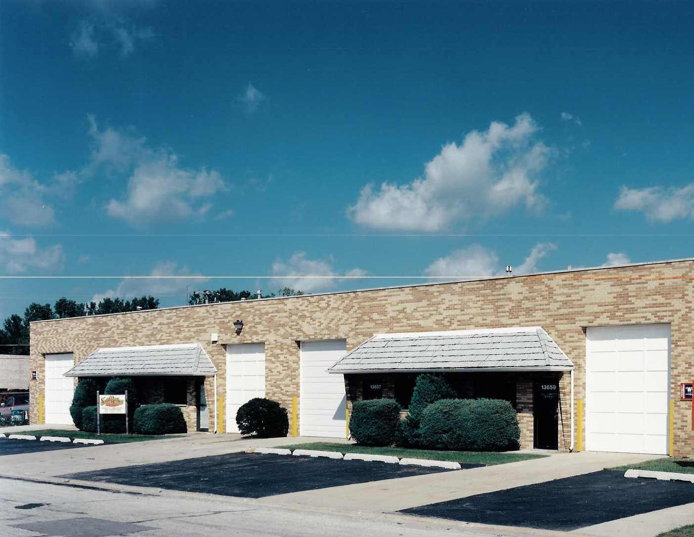 13651-13659 Kenton Ave, Crestwood, IL for lease Building Photo- Image 1 of 4