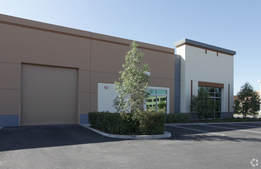 21840 Cactus Ave, Riverside, CA for lease - Building Photo - Image 1 of 7