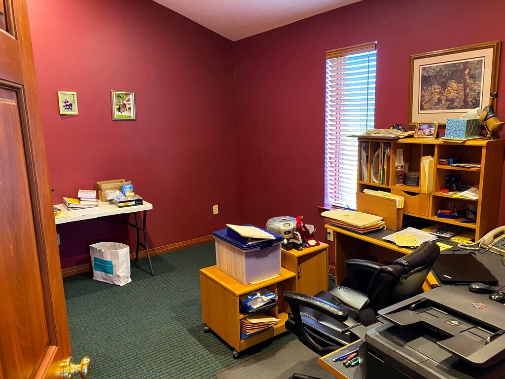 710 Broad St, Summersville, WV 26651