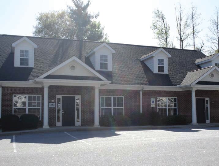 213 E Butler Rd, Mauldin, SC for sale Primary Photo- Image 1 of 1