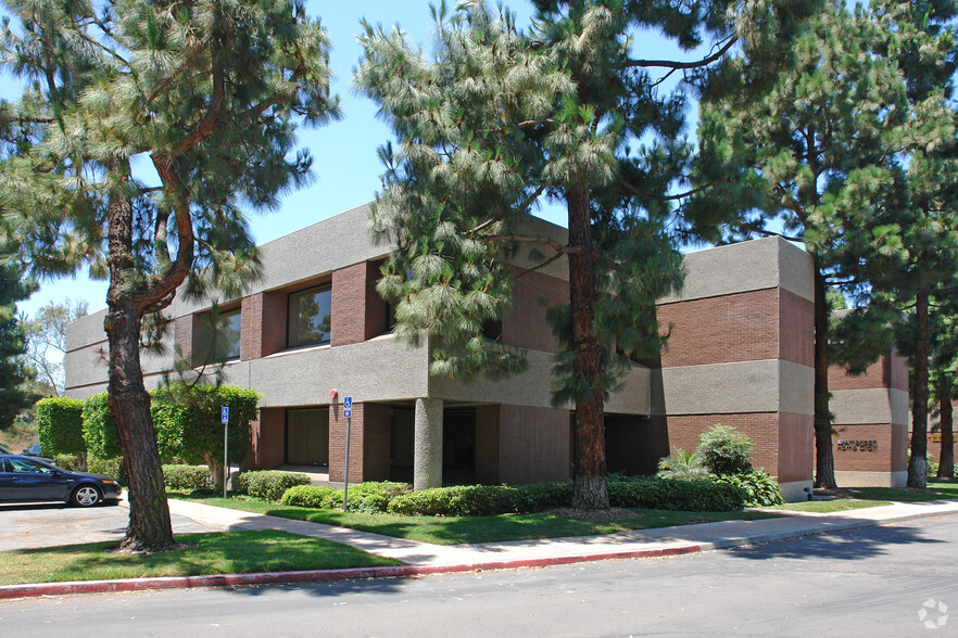 6335 Ferris Sq, San Diego, CA for lease - Building Photo - Image 3 of 6