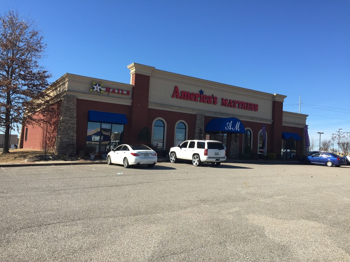 742 Vann Dr, Jackson, TN 38305