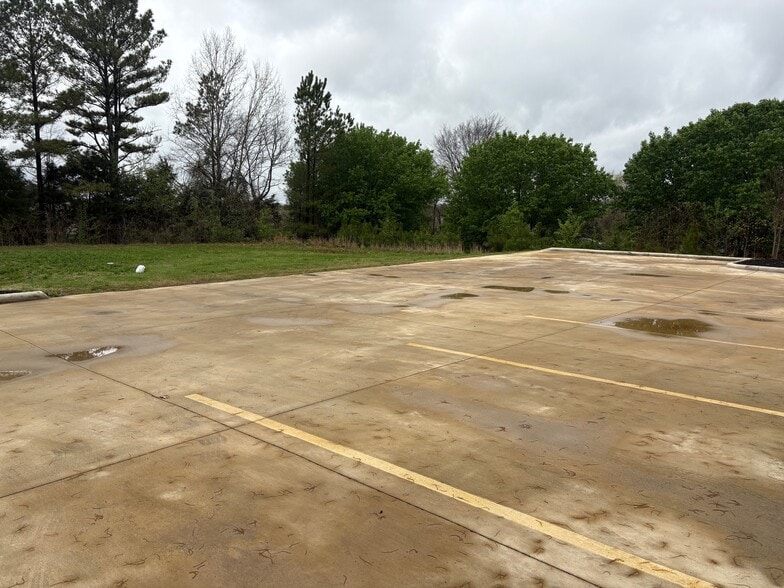 1117 McMurtrie Dr NW, Huntsville, AL for sale - Building Photo - Image 2 of 4