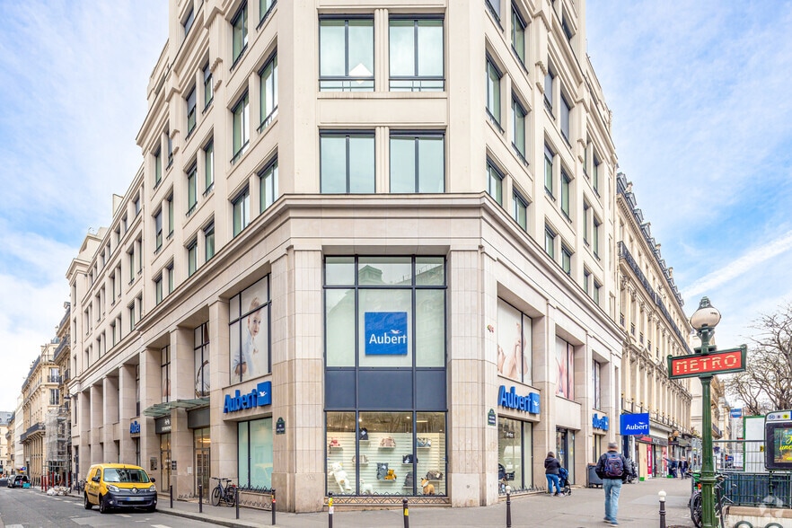17-21 Rue Saint-Fiacre, Paris for lease - Building Photo - Image 2 of 31