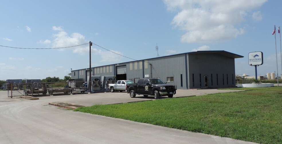 7502 US Hwy 59 N, Victoria, TX for sale - Primary Photo - Image 1 of 1