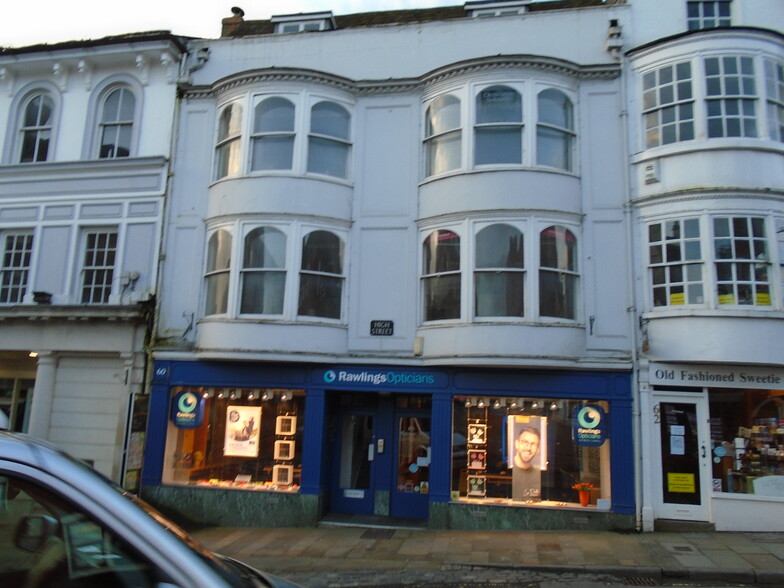 60-61 High St, Winchester for lease - Primary Photo - Image 1 of 3