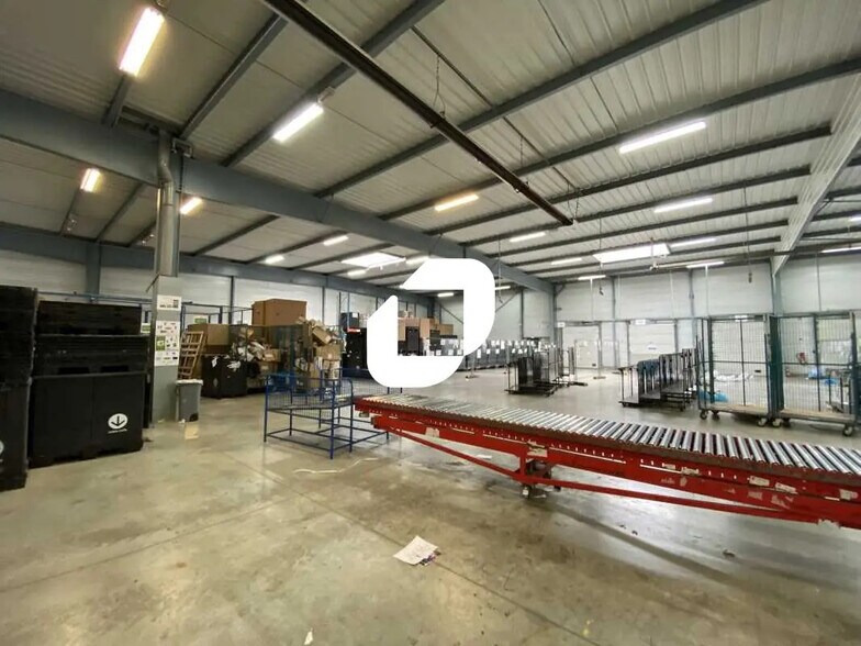 Office in Mitry-Mory for lease - Interior Photo - Image 2 of 8