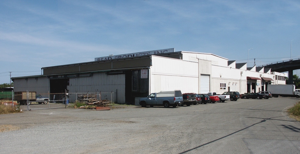 3635 Thorndyke Ave W, Seattle, WA for sale - Building Photo - Image 1 of 3